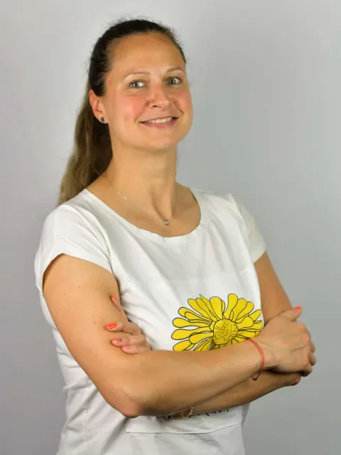 Ирена Карова